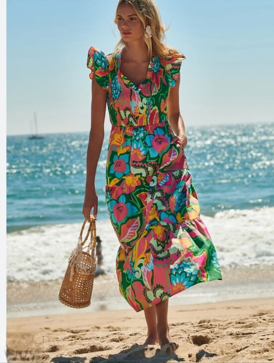 Sugarlips Dresses & Skirts - Sugarlips Lanai Tropics Sunfire Smocked Tiered dress Size M Medium